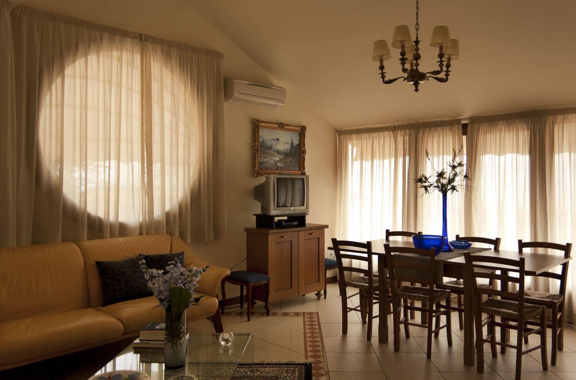 Residence Montefiore San Baronto Kültér fotó